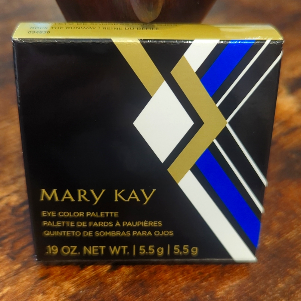 New! Mary Kay Eye Color Palette Rock the Runway